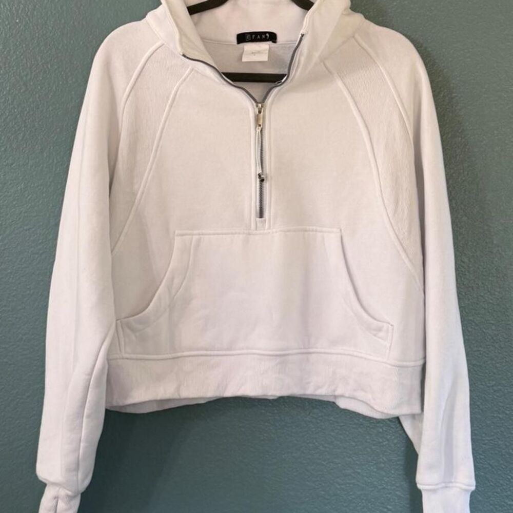 EFan - Women's White Sweatshirt